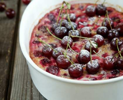 Clafoutis aux fruits rouges et au thé sencha