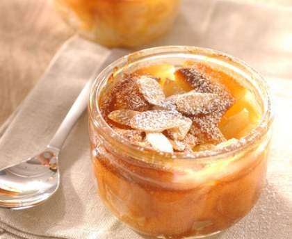 CLAFOUTIS AUX POIRES, AU MIEL ET AUX AMANDES