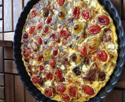 Clafoutis feta et tomates cerises