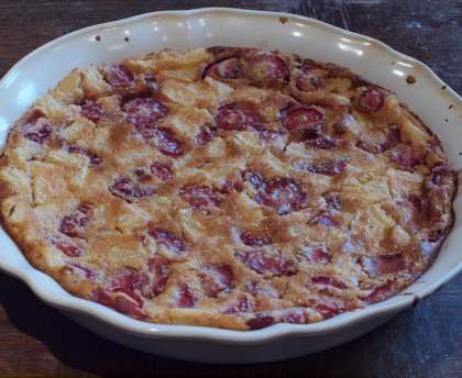Clafoutis fraises-ananas-coco