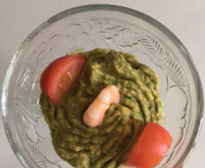 Cocktail pimenté d'avocat et crevettes 