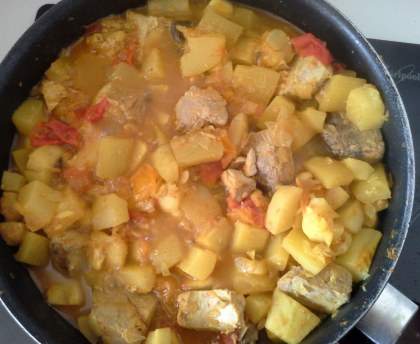 Colombo de thon rouge aux courgettes et à la tomate