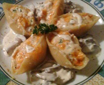 Conchiglioni farcis au saumon fumé