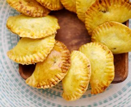 Cornish pasties (chausson à la viande de Cornouailles)