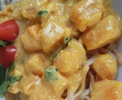 Courge butternut sauce cacahuète et épices Thai 