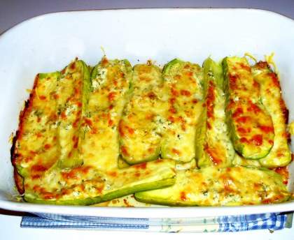 Courgettes farcies à la ricotta et au comté