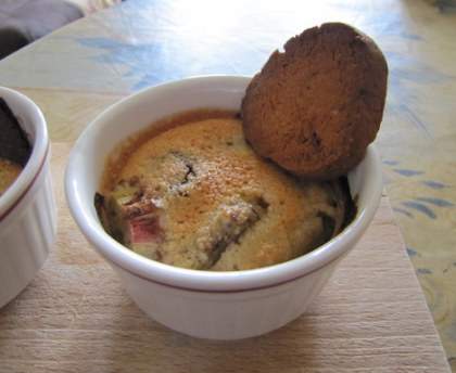 Crème brûlée à la rhubarbe