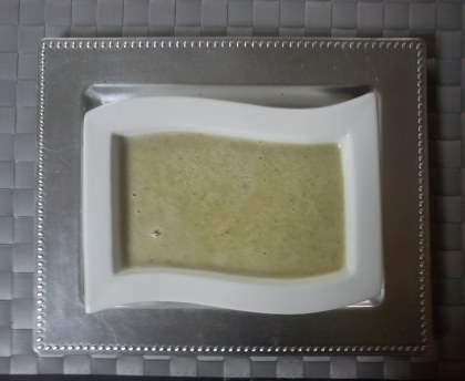Crème de chicons parfumée au thym et au miel.