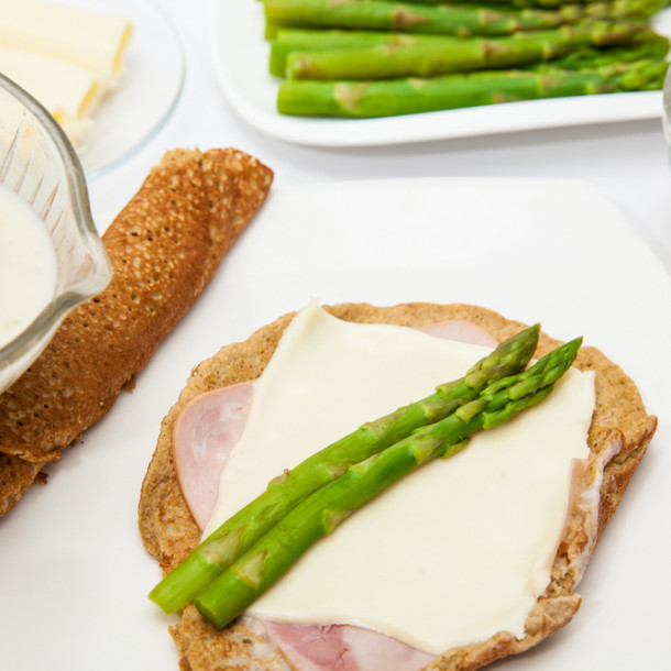 crêpes farcies au jambon et asperges
