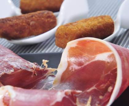 Croquets de camembert au jambon cru