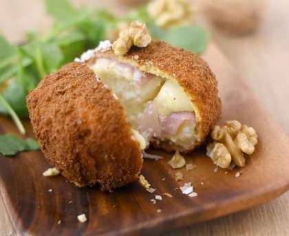 Crottin de chèvre frit au jambon cru