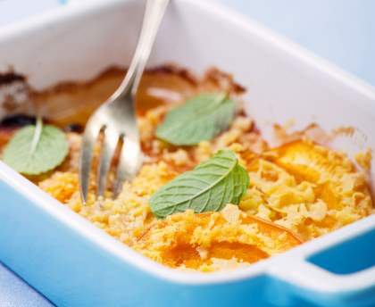 Crumble abricots pêches à la menthe