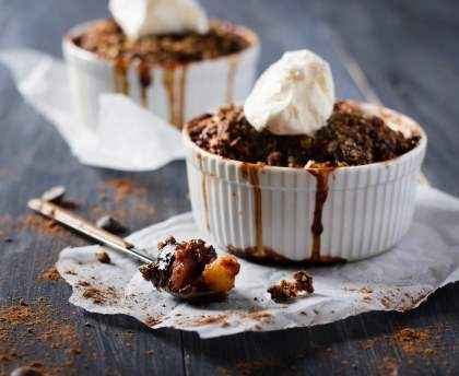 Crumble aux poires, amandes et chocolat