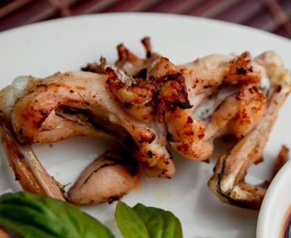 Cuisses de grenouille citronnées et persillés