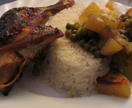 Cuisses de poulet au miel et aux petits pois