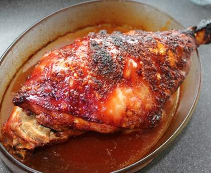 Cuissot de cochon de lait au four