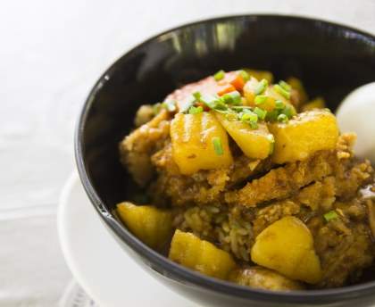 Curry de porc aux pommes de terre