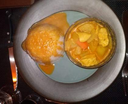 Curry de poulet à la citronnelle de ma grand-mère