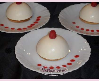 Dôme chocolat blanc framboise