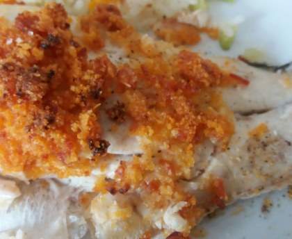 Dos de bar en crumble de chorizo
