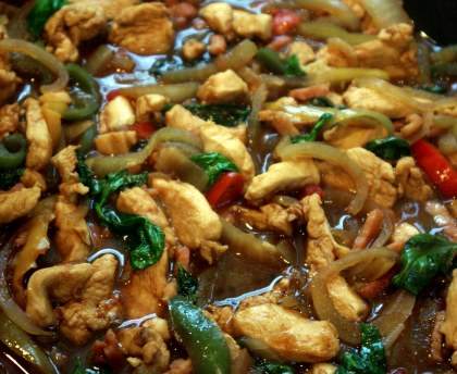 Emincé de poulet au basilic (recette chinoise)