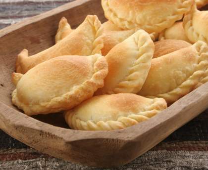 Empanada au thon et aux poivrons