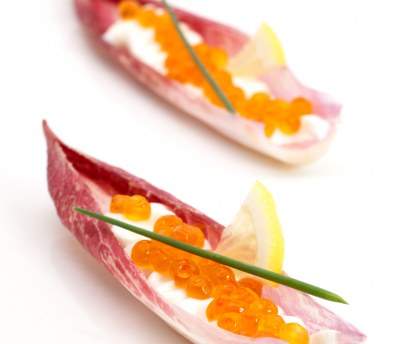 Endives au carré frais et oeufs de saumon
