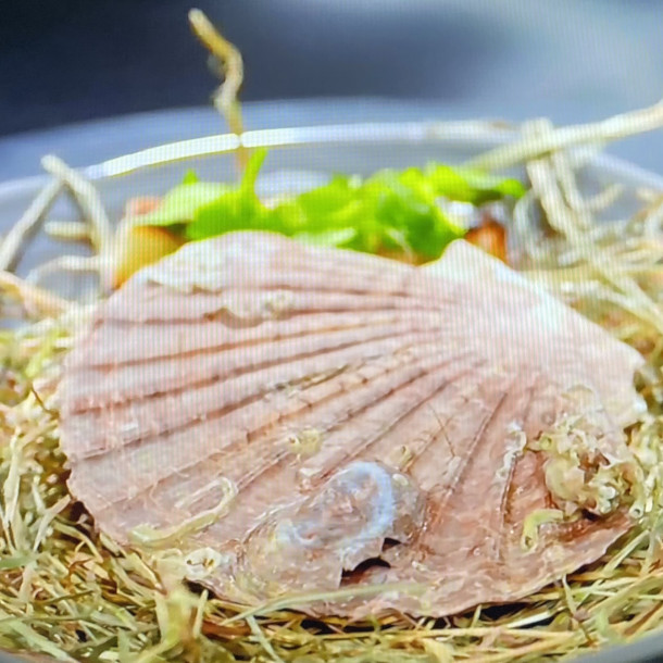 Entrée : La Saint-Jacques et la poitrine fumée 