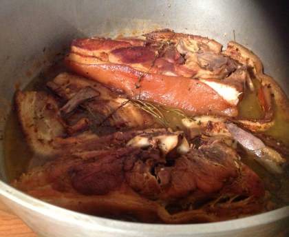 Épaule de porc rôtie au thym