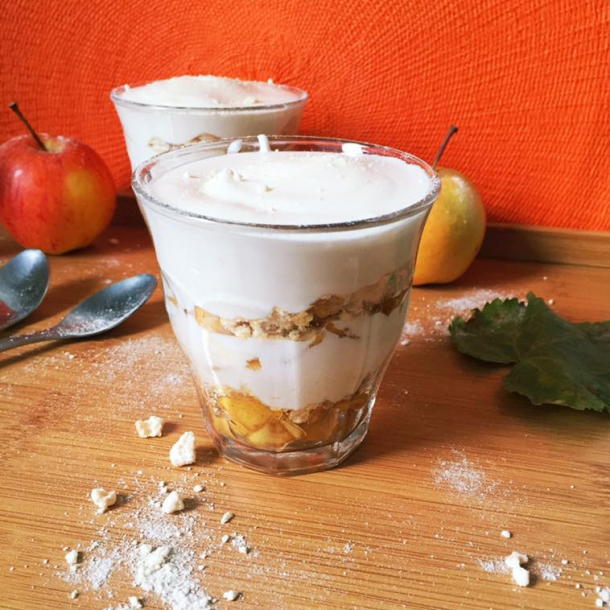 Eton mess aux pommes et au sirop d'érable