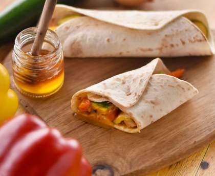 Fajitas au poulet et courgettes fondantes