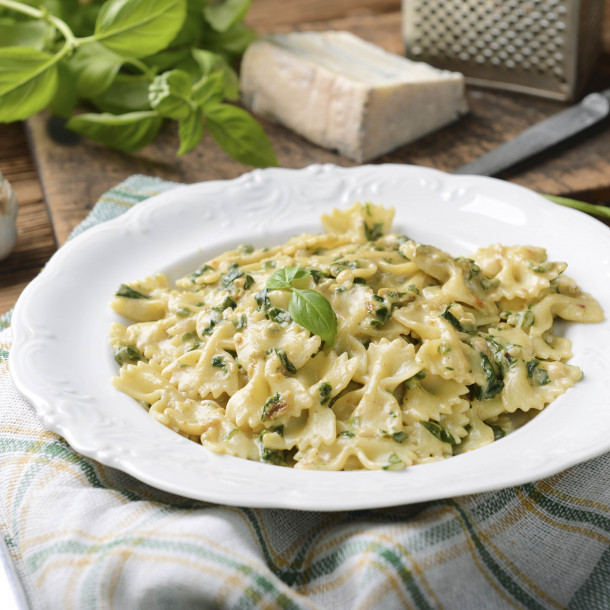 Farfalles à la ricotta et aux épinards