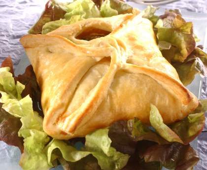 Feuilleté de saumon cru au poireau