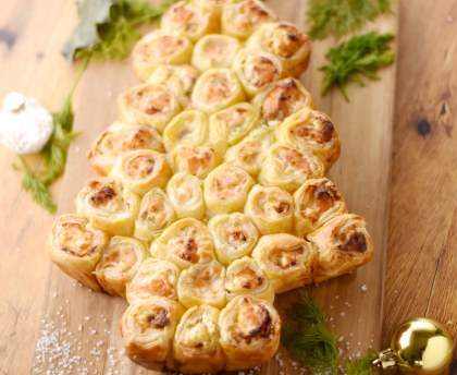 Feuilleté saumon aneth fromage frais (en forme de sapin)