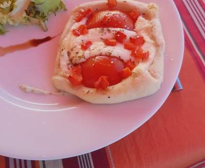 Feuilletés tomate et mozzarella