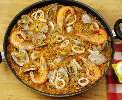 Fideuà ( paëlla aux pâtes et poissons )