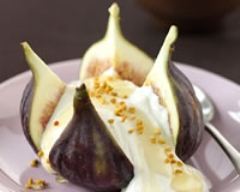 Figues à la crème et au miel