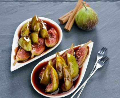 Figues confites au vin rouge