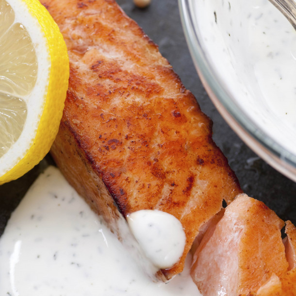 Filet de saumon à l'érable et sa crème citronnée