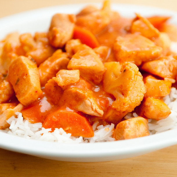 Filets de poulet au curry et ses petites carottes