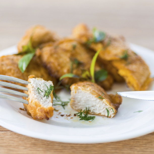 Filets de poulet panés