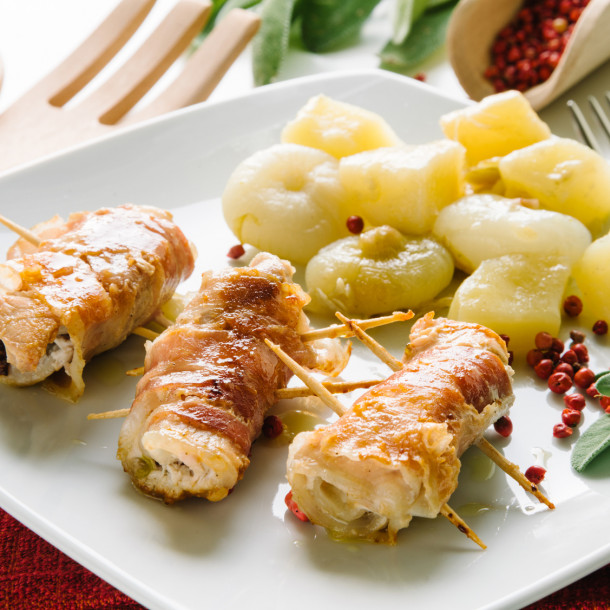 Filets de poulet roulés au jambon et au fromage