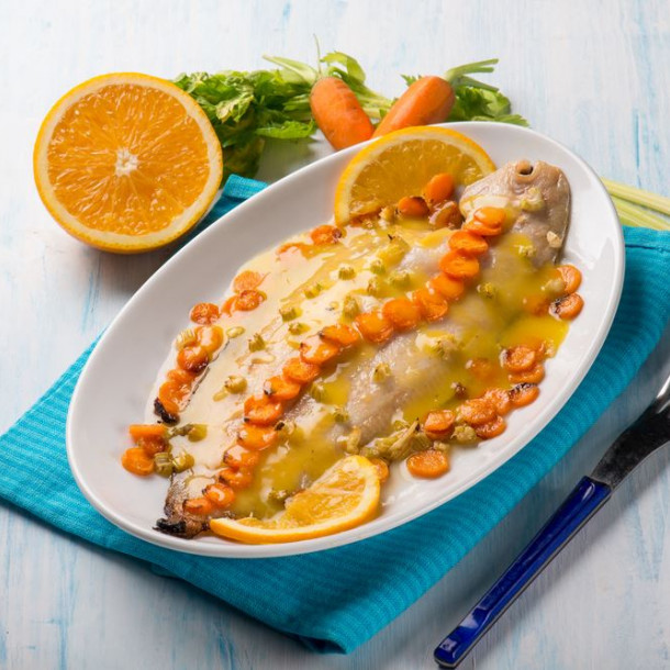 Filets de soles aux oranges et juliennes salées/sucrées