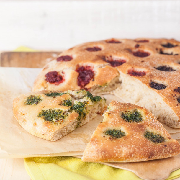 Focaccia aux trois beurres colorés