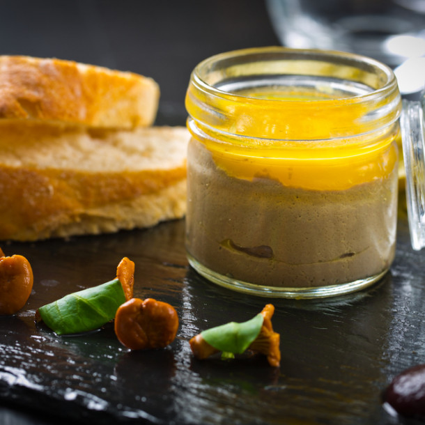 Foie gras maison en bocaux