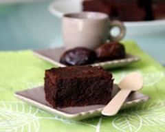 Fondant au chocolat aux dattes, sans beurre, sans lait et sans gluten