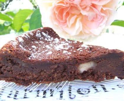 Fondant chocolat, poires et pâte d'amande de Jeanne