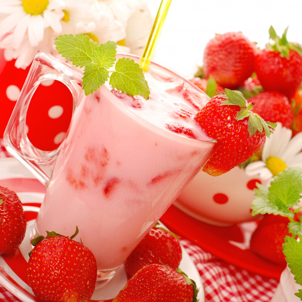 Fraises au lait de coco et au gingembre