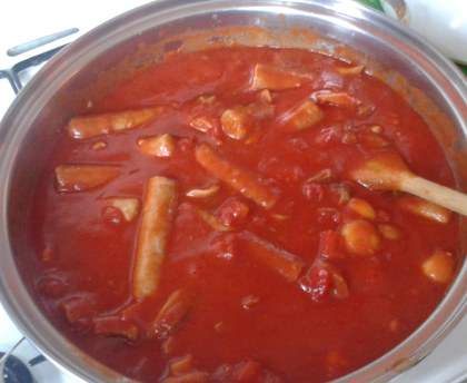 Fricadelles à la sauce tomate.