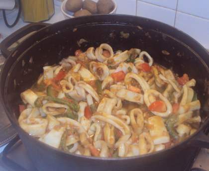 Fricassée de calamars à l'ail et au piment d'Espelette